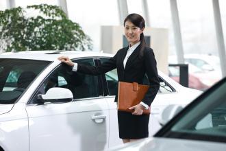 汽車(chē)銷(xiāo)售女總監(jiān)告訴你:成為銷(xiāo)冠的秘密!
